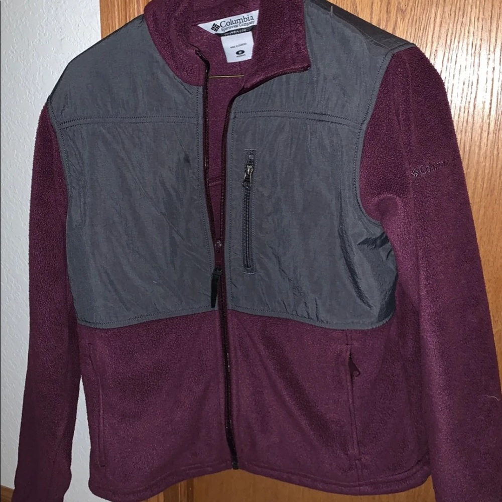 Columbia sweater